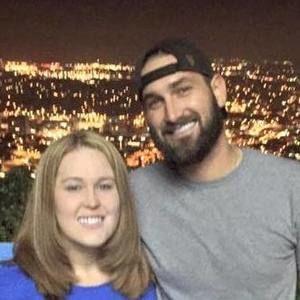 Meet your Posher, Hollis